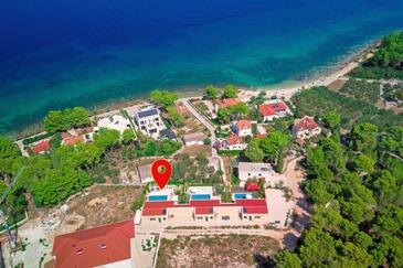 Seaside family friendly house with a swimming pool Sutivan, Brač - 25257 Adriatic.hr