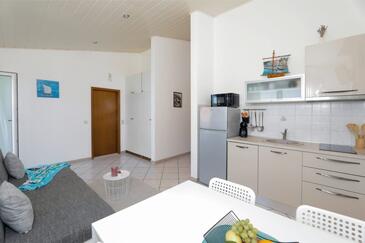 Ferienwohnungen mit Parkplatz Okrug Gornji, Ciovo - 25259