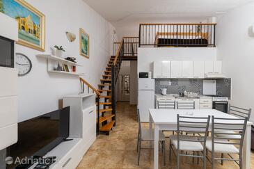 Ferienwohnungen am Meer Bucht Mala Pogorila, Hvar - 25261