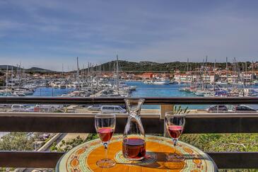 Apartments by the sea Jezera (Murter) - 25262