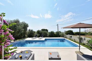 Maison de quatre chambres Split (K-25280(