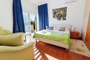 Дом для семьи с бассейном Сплит - Split - 25280