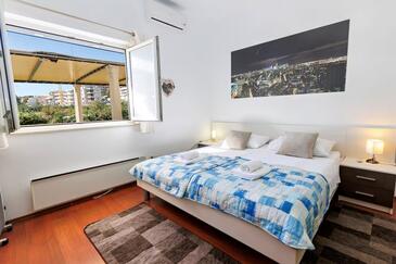 Дом для семьи с бассейном Сплит - Split - 25280