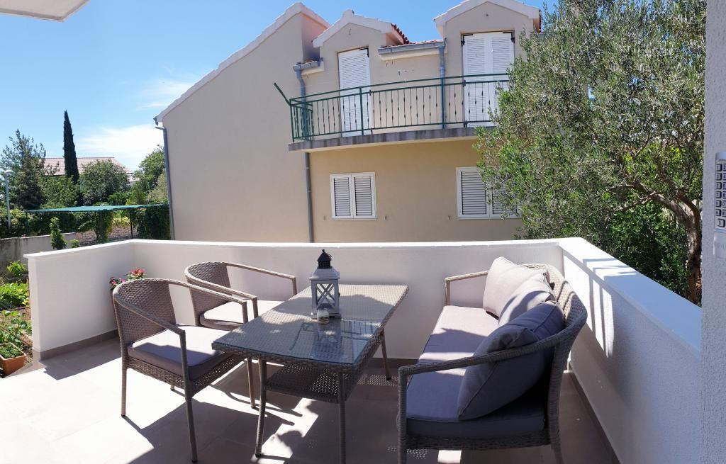 Dvosobni apartman Vodice (A-25282-b)