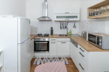 Apartamenty dla rodzin z dziećmi Sucuraj, Hvar - 25285