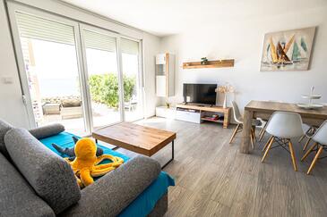 Appartementen met zwembad geschikt voor gezinnen met kinderen Povljana, Pag - 25291