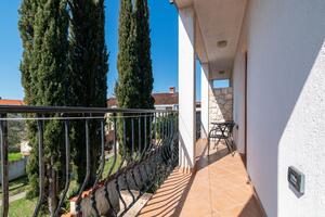 Two bedroom apartment Rovinj (A-25298-a(