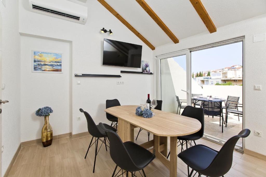Háromszobás apartman Hvar (A-25301-d)