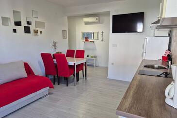 Apartmány pri mori Supetarska Draga - Donja, Rab - 25308