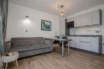 Apartments by the sea Palit, Rab - 25309