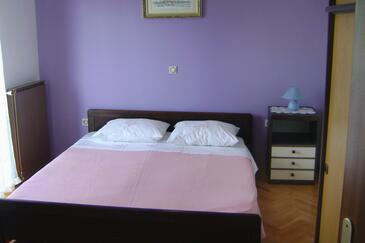 Family-friendly apartments with swimming pool Babići, Umag - 2531