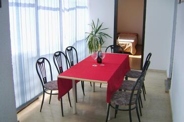 Family-friendly apartments with swimming pool Babići, Umag - 2531