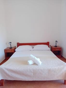 Apartmanok parkolóhellyel Drage, Biograd - 25310