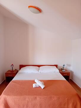 Apartmanok parkolóhellyel Drage, Biograd - 25310