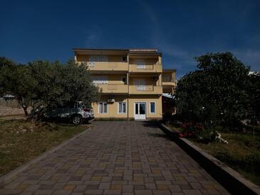 Apartamentos con parking Estimada - Drage, Biograd - 25310 Adriatic.hr