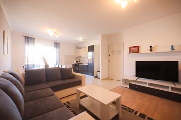Three bedroom apartment Zaton, Zadar (A-25311-a)