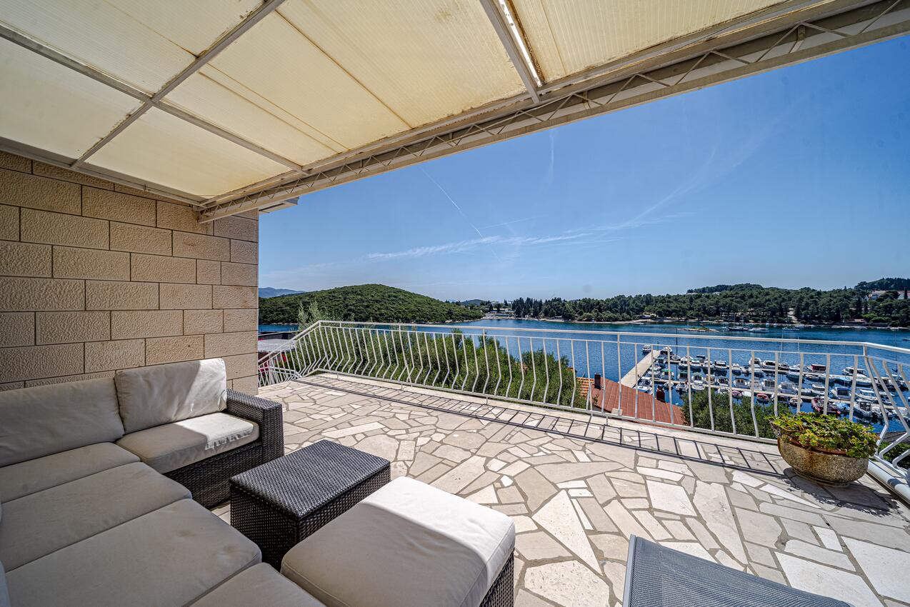 Apartamento de tres habitaciones Korcula (A-25323-a)