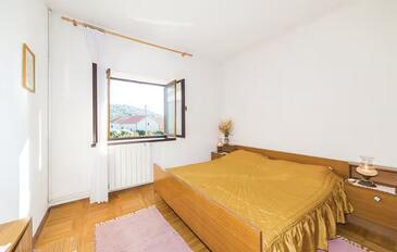 Lägenheter med parkering Vrsine, Trogir - 25327