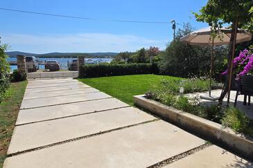 Apartamente lângă mare Turanj, Biograd - 25338