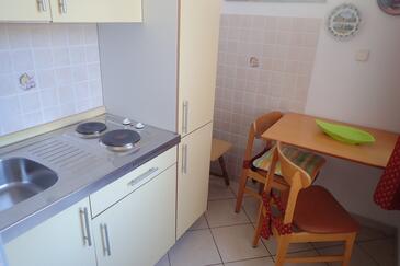 Apartments and rooms with parking space Starigrad, Paklenica - 25345
