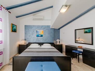 Leiligheter med parkering Rovinj - 25360