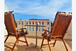 Garçonnière Kastel Luksic, Kastela (AS-25382-c(