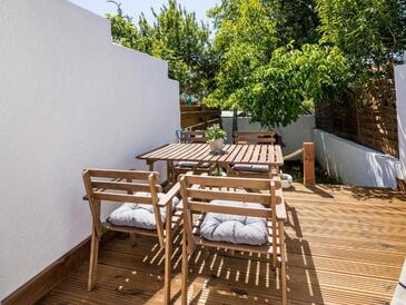 Appartementen met parkeerplaats Biograd na Moru, Biograd - 25385