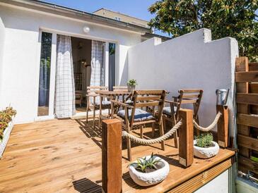 Appartementen met parkeerplaats Biograd na Moru, Biograd - 25385