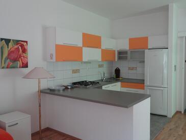 Apartmaji ob morju Makarska - 25386