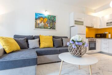 Appartements avec piscine pour les familles avec enfants Hvar - 25388
