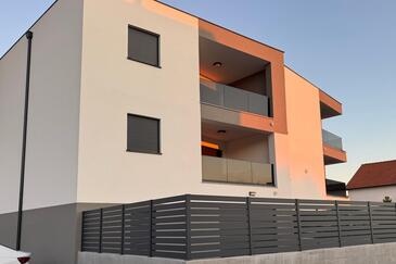 Апартаменты у моря Жаборич - Žaborić, Шибеник - Šibenik - 25389 Adriatic.hr