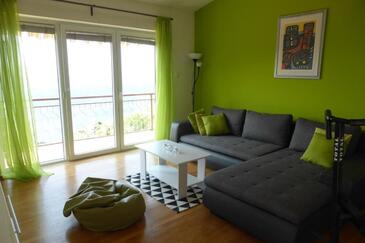 Apartments with parking space Senj - 25395