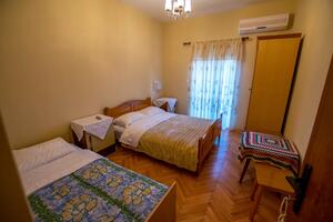 Dwupokojowy apartament Starigrad, Paklenica (A-25400-b(