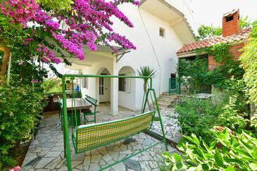 2-Zimmer-Ferienwohnung Mavarstica, Ciovo (A-25405-d)
