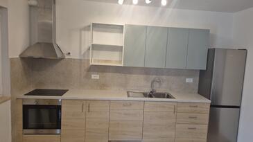 Apartmány s parkoviskom Trogir - 25406