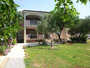 Apartamenty nad morzem Seline, Paklenica - 25417 Adriatic.hr