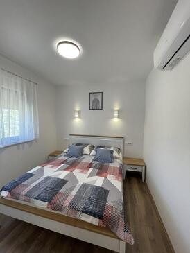 Lejlighedens parkeringsplads Zecevo Rtic, Rogoznica - 25427