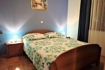 Lejlighedens parkeringsplads Rovanjska (Paklenica) - 25431