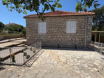 Holiday house with a parking space Grohote, Šolta - 25443 Adriatic.hr