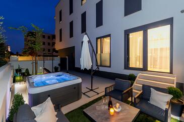 Апартаменти з паркуванням Задар - Zadar - 25445