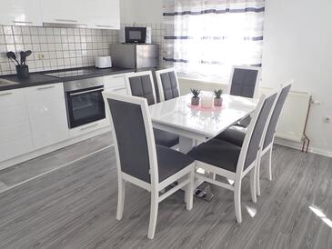 Lejligheder med jacuzzi Maslenica, Novigrad - 25462