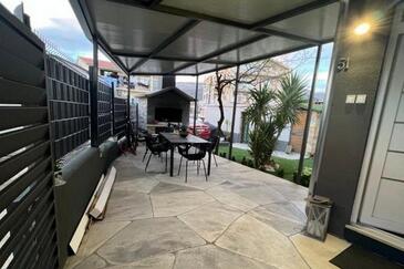 Holiday house with a parking space Split - 25463