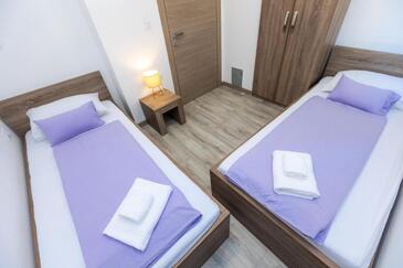 Appartamenti accanto al mare con piscina Santi Filippo e Giacomo - Sveti Filip i Jakov, Biograd - 25471