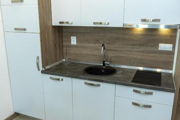 Appartamenti accanto al mare con piscina Santi Filippo e Giacomo - Sveti Filip i Jakov, Biograd - 25471