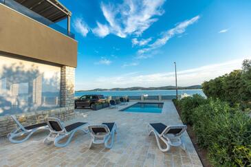 Appartamenti accanto al mare con piscina Santi Filippo e Giacomo - Sveti Filip i Jakov, Biograd - 25471