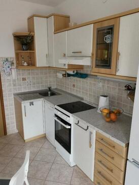 Apartmanok parkolóhellyel Premantura, Medulin - 25478