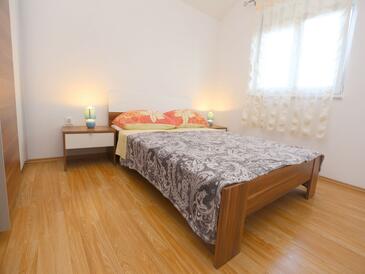 Apartmanok medencével Kakma, Biograd - 25483