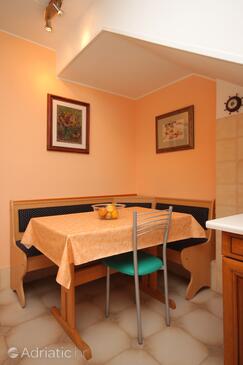 Apartments by the sea Umag - 2549