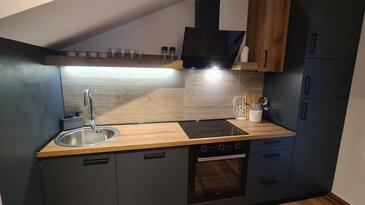 Appartementen aan zee met zwembad Preko, Ugljan - 25492