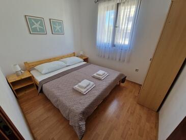 Apartmány s parkovištěm Šilo, Krk - 25496